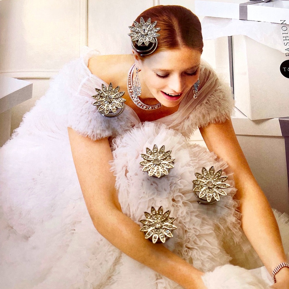 BUNDLE ME! Crystal & Silver Flower Hair Accessories(5)
